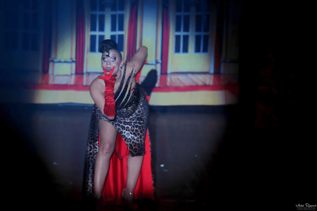 Montreal-burlesque-festival-samedi-21pm 163.remini-enhanced