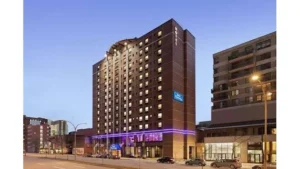 The Perfect Spotlight: Save 15% on Your Montreal Burlesque Trip